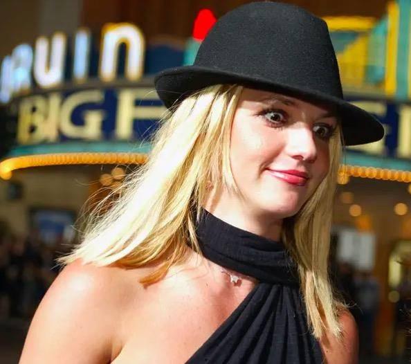 欧美娱乐圈最新爆料,明星私生活大揭秘！